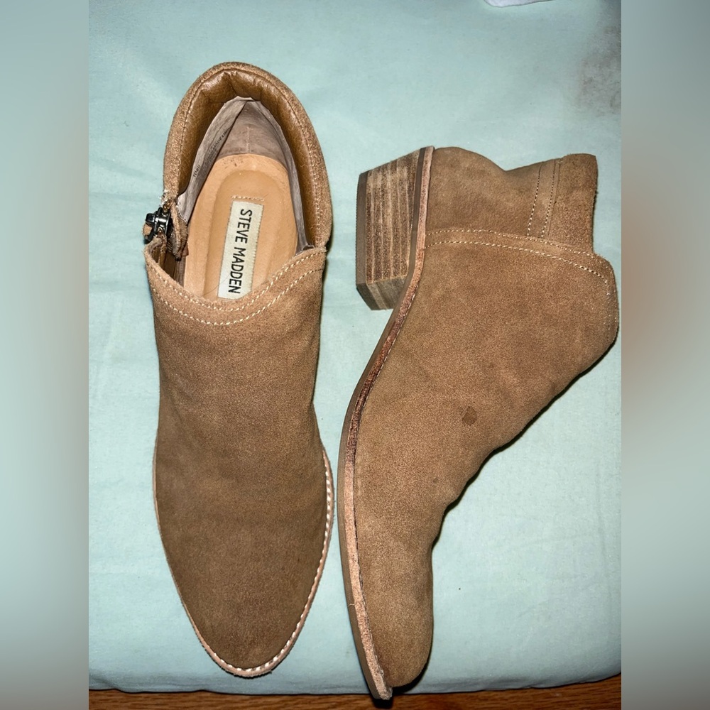 Steve Madden Brown Suede Booties